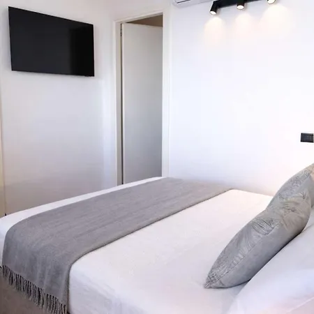Elisea - Panoramica Con Piscina Privata Sul Di Garda